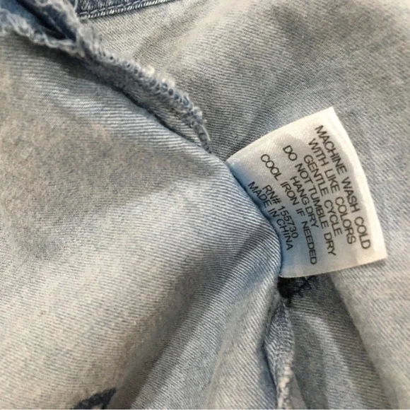 NWT Jane And Delancey Womens L Shirt Heart Print Embroidery Blue Chambray Button - Picture 6 of 7